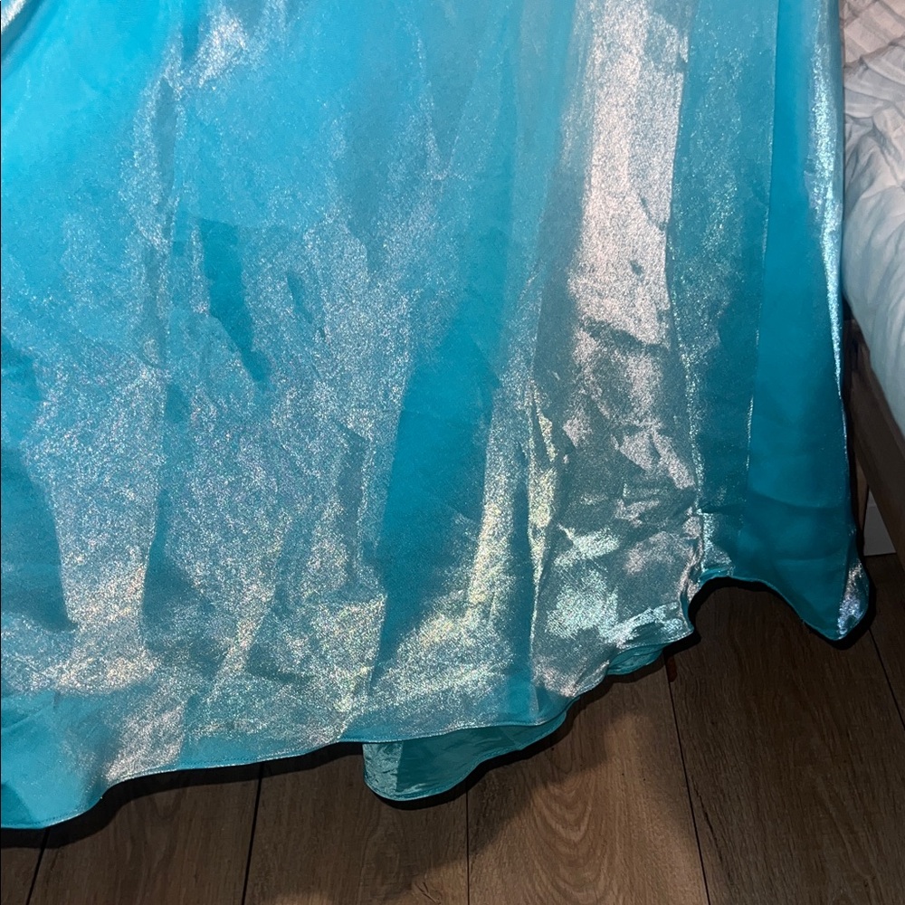 Cache vintage silky Blue iridescent Prom Dress - Picture 3 of 12